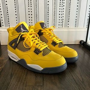 Jordan 4 ‘Lightning’